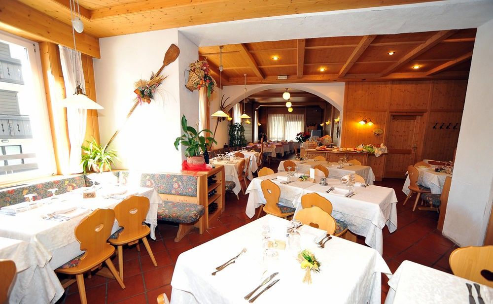 Hotel Capitani Bormio Bagian luar foto